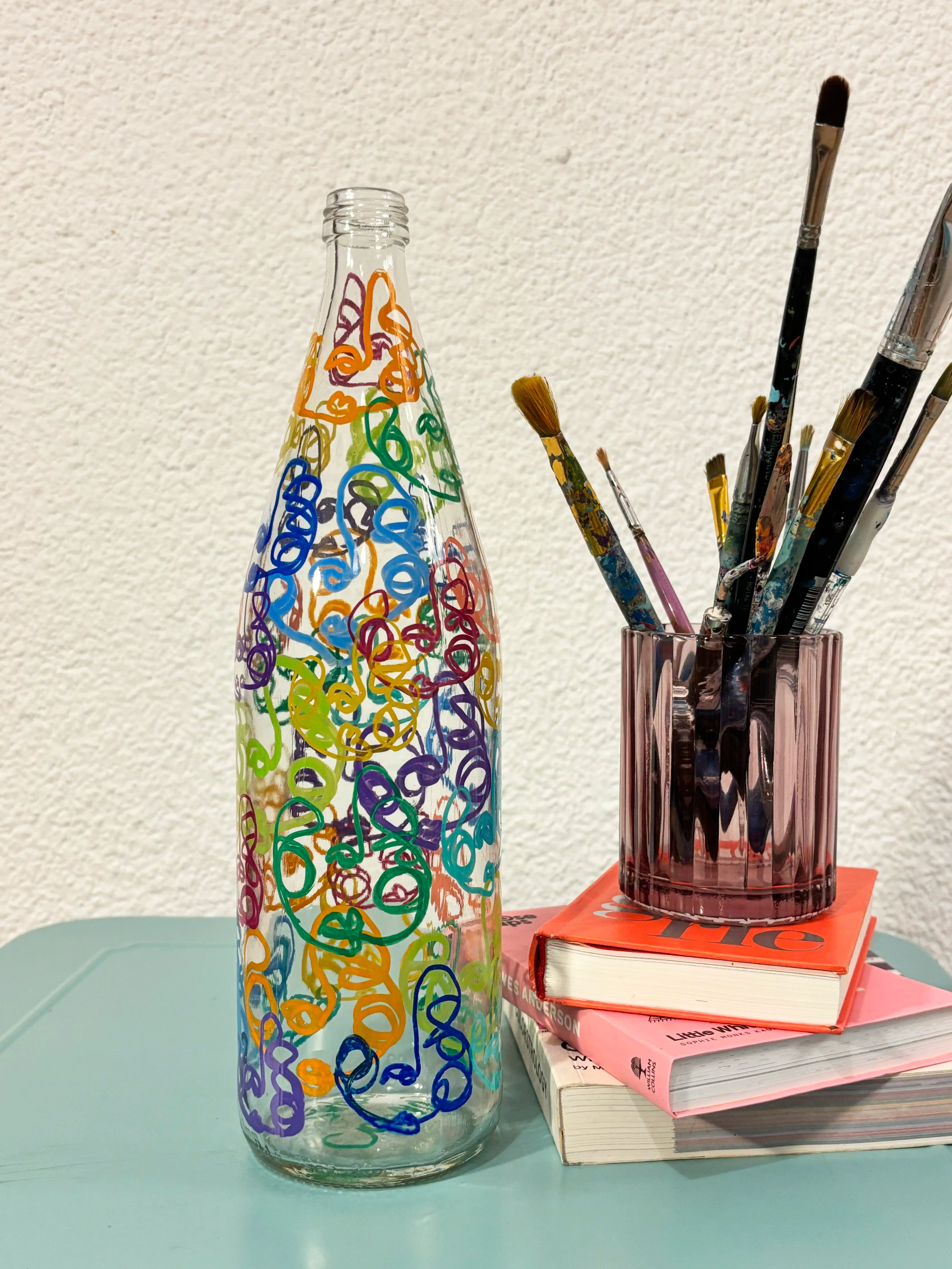 Botella "Nunca son muchos colores"